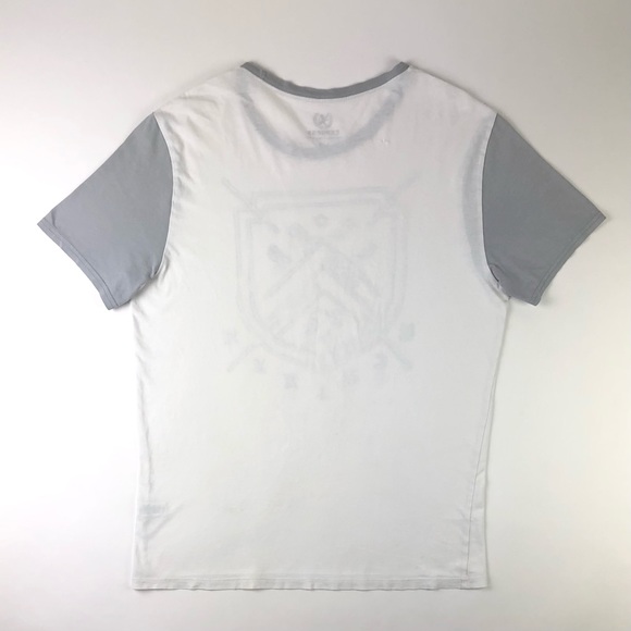 Express Color Block Airbrush Badge Graphic Tee - Picture 3 of 13